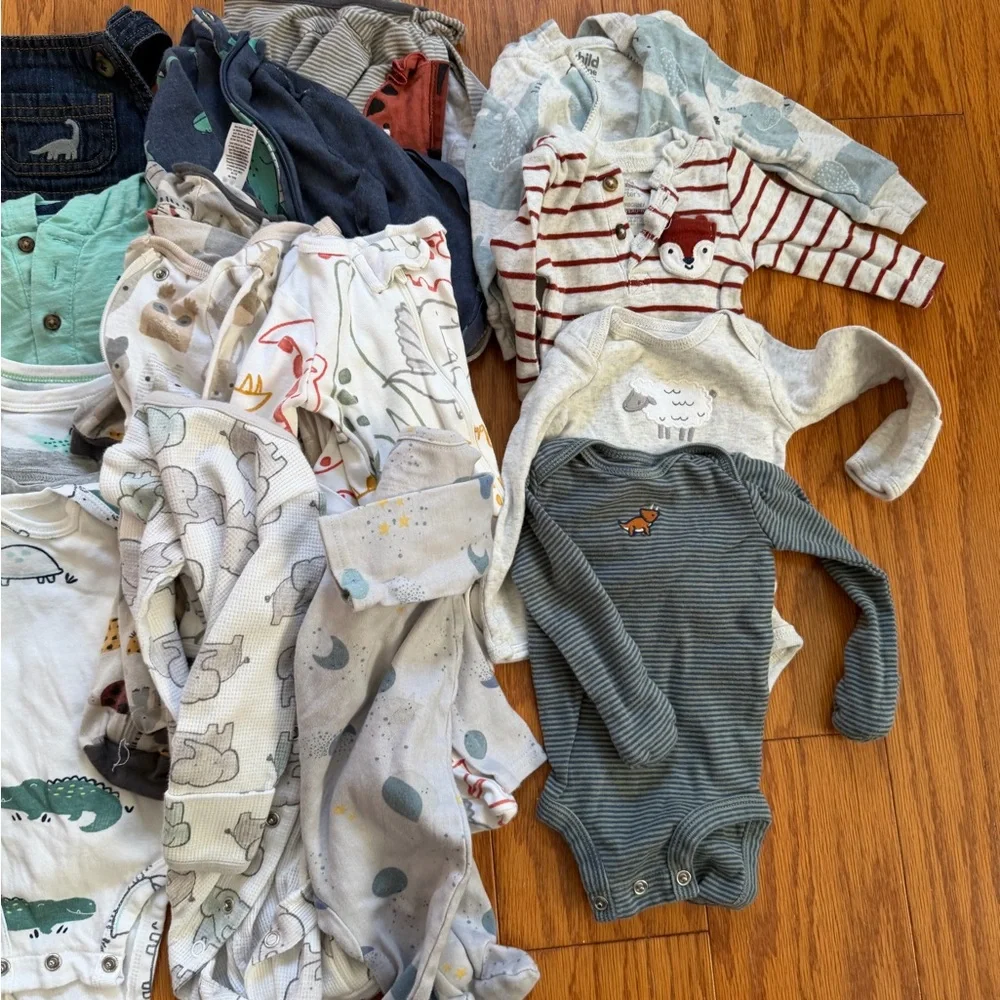 Carter's Baby One-Piece Mixed lot newborn nb clothes 26 assorted pieces pants - Picture 4 of 8